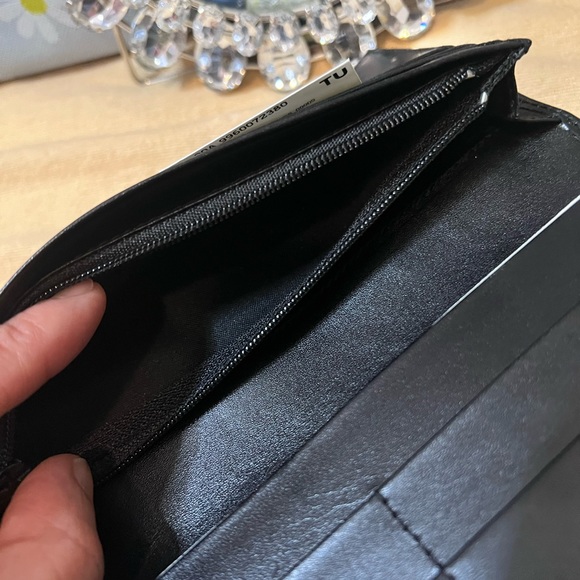 Givenchy Bifold Long Wallet  Black Unisex - Picture 6 of 11